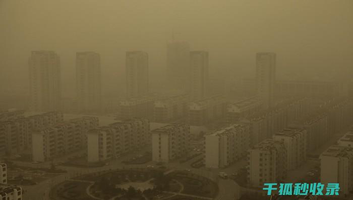 沙尘天气来临前，这些预防措施不容忽视 (沙尘天气来临湿度下降2024年4月23)