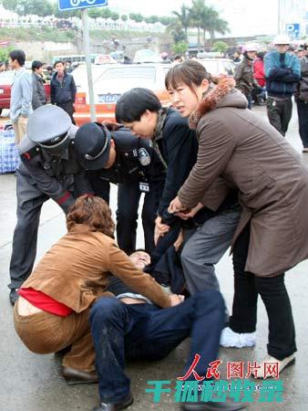 地倒设施与文化展示：传递价值观的平台