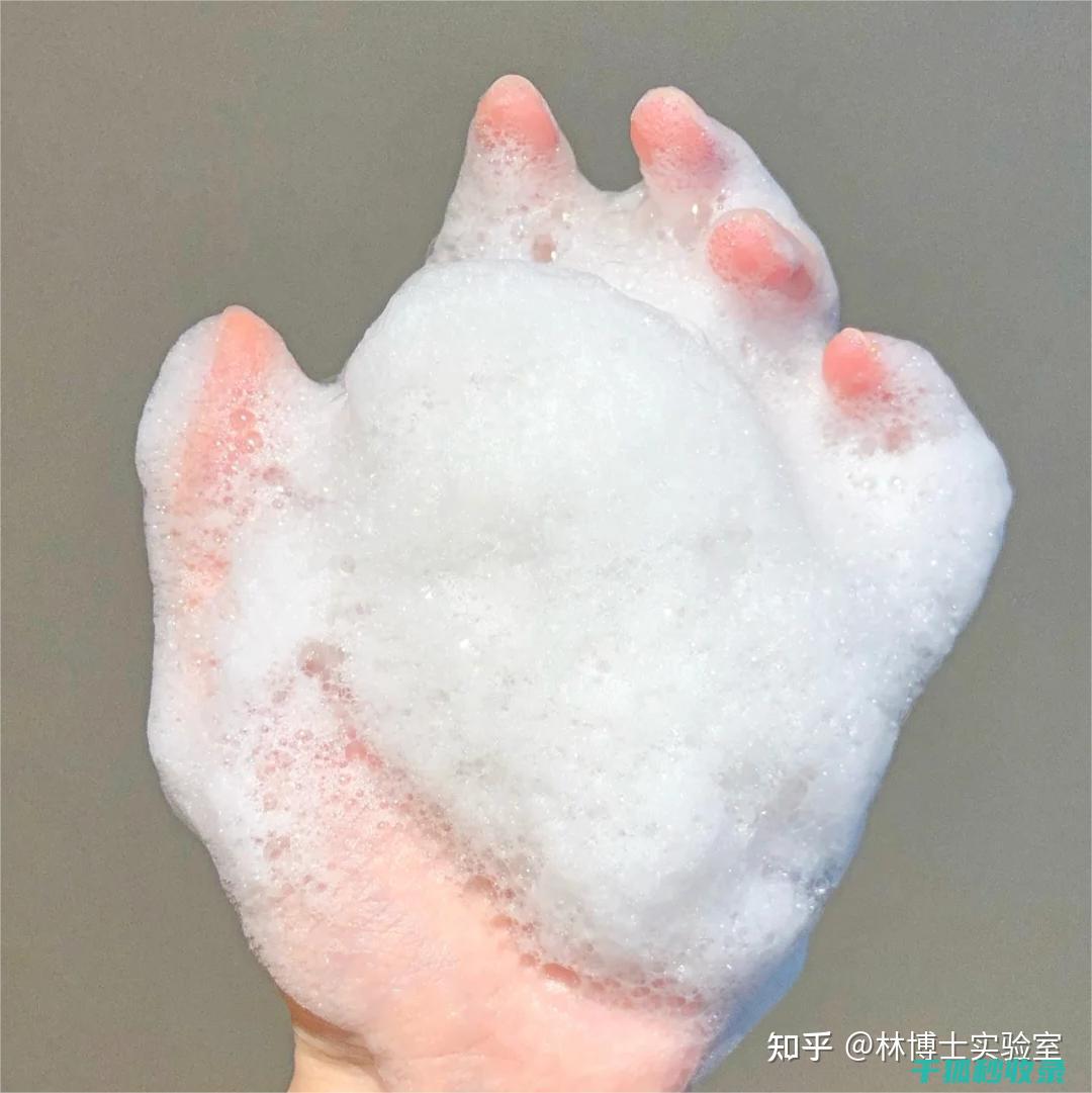使用洗发水清洁电视屏幕：温和与去污的平衡 (使用洗发水清洗头皮屑)