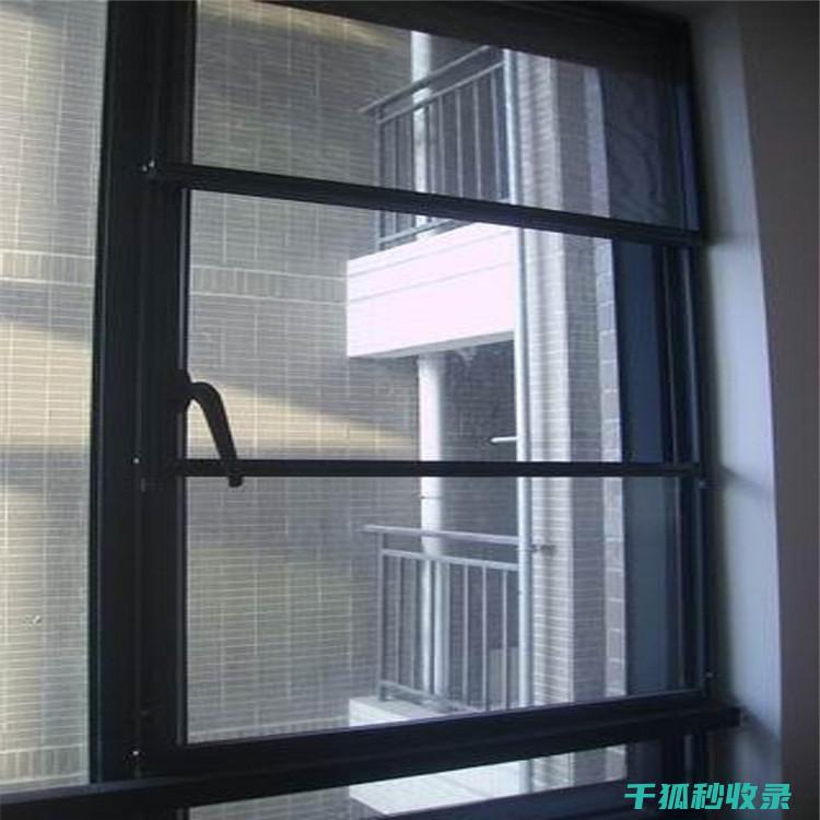 纱窗快速清洁妙招：保持窗户清爽无异味 (纱窗快速清洁方法)